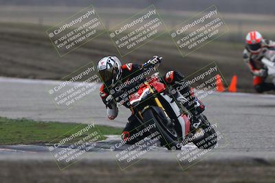 media/Nov-29-2025-TrackDaz (Sat) [[10ae2d9bce]]/B Group/Session 3 (Outside Grapevine)/